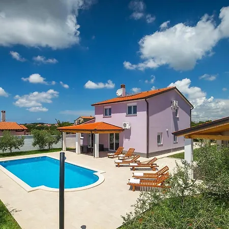 Zeus Ferienhaus