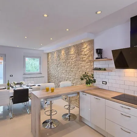 Zeus Dom wakacyjny Pula