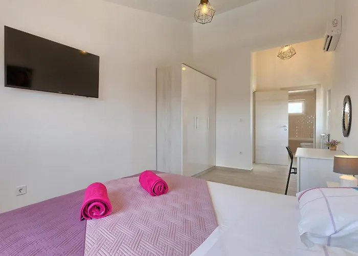 Holiday home Zeus Pula