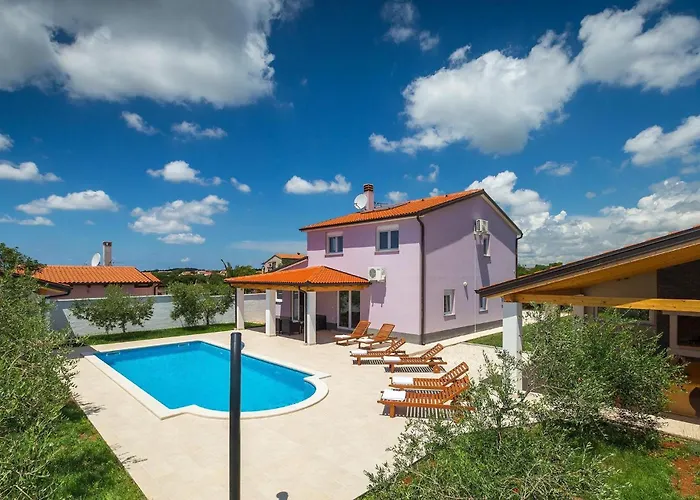 Zeus Holiday home