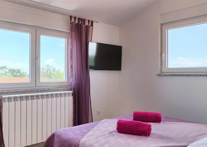 Holiday home Zeus Pula