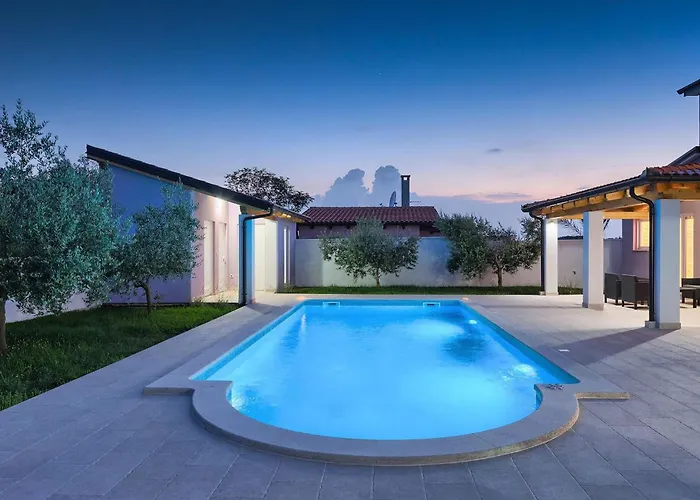 Zeus Будинок відпочинку Пула